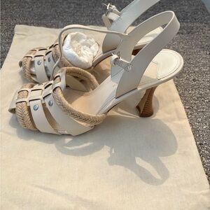 Like new Tory Burch heels with original bag